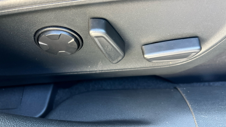 Ford Kuga 2.5 PHEV Active 5dr CVT Estate